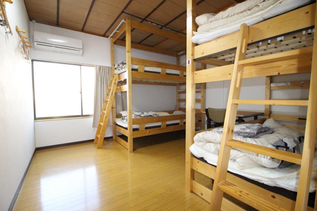 Hiroshima Fan'S Hostel Hatsukaichi Værelse billede