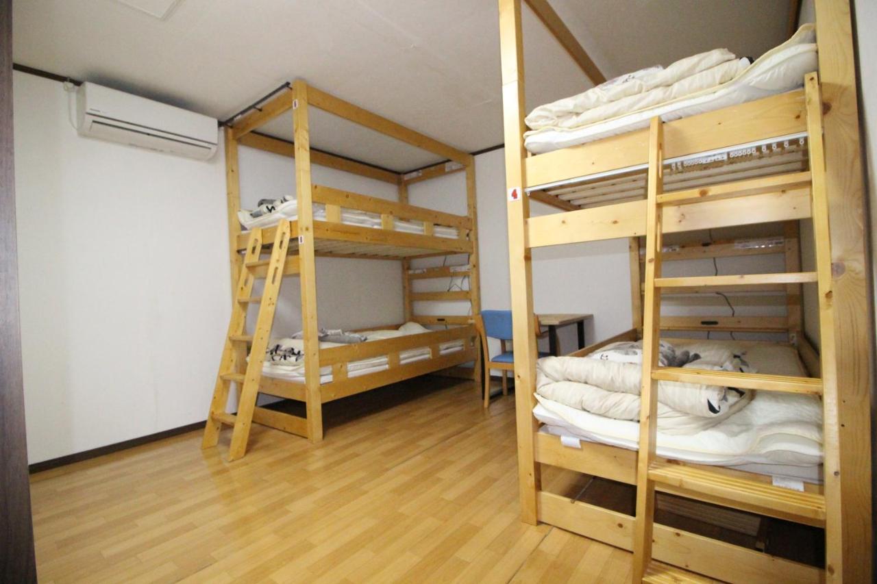 Hiroshima Fan'S Hostel Hatsukaichi Værelse billede